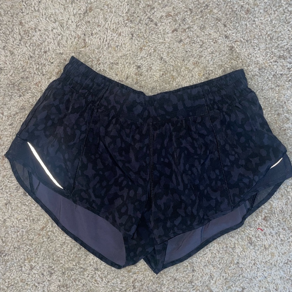Black print Lulu Lemon shorts